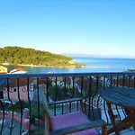 Sterna Διαμέρισμα *